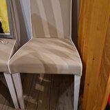 Scaun lemn masiv si tapiterie piele sintetica